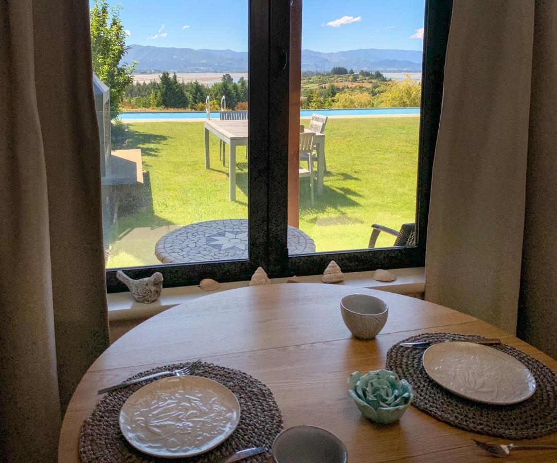 Windhover Suites Tasman Екстериор снимка